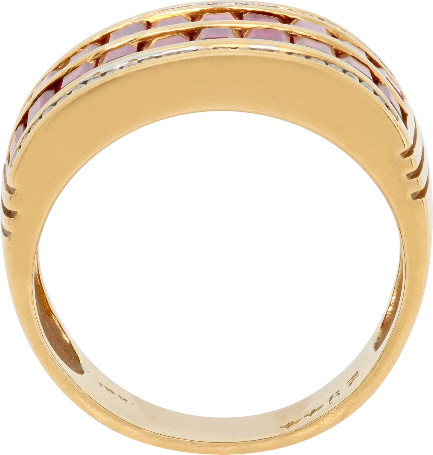 Ruby & Diamonds ring in 18K Yellow gold. approx. 2.00 carats rubies