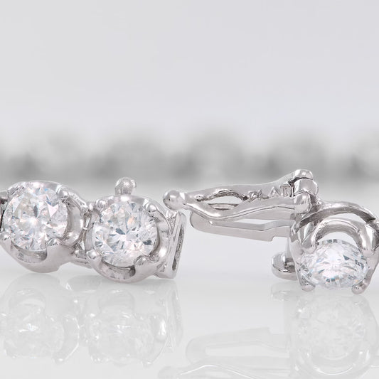 Diamond necklace in platinum with aprox 36.60 carats in diamonds