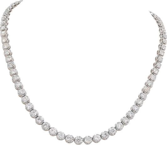 Diamond necklace in platinum with aprox 36.60 carats in diamonds