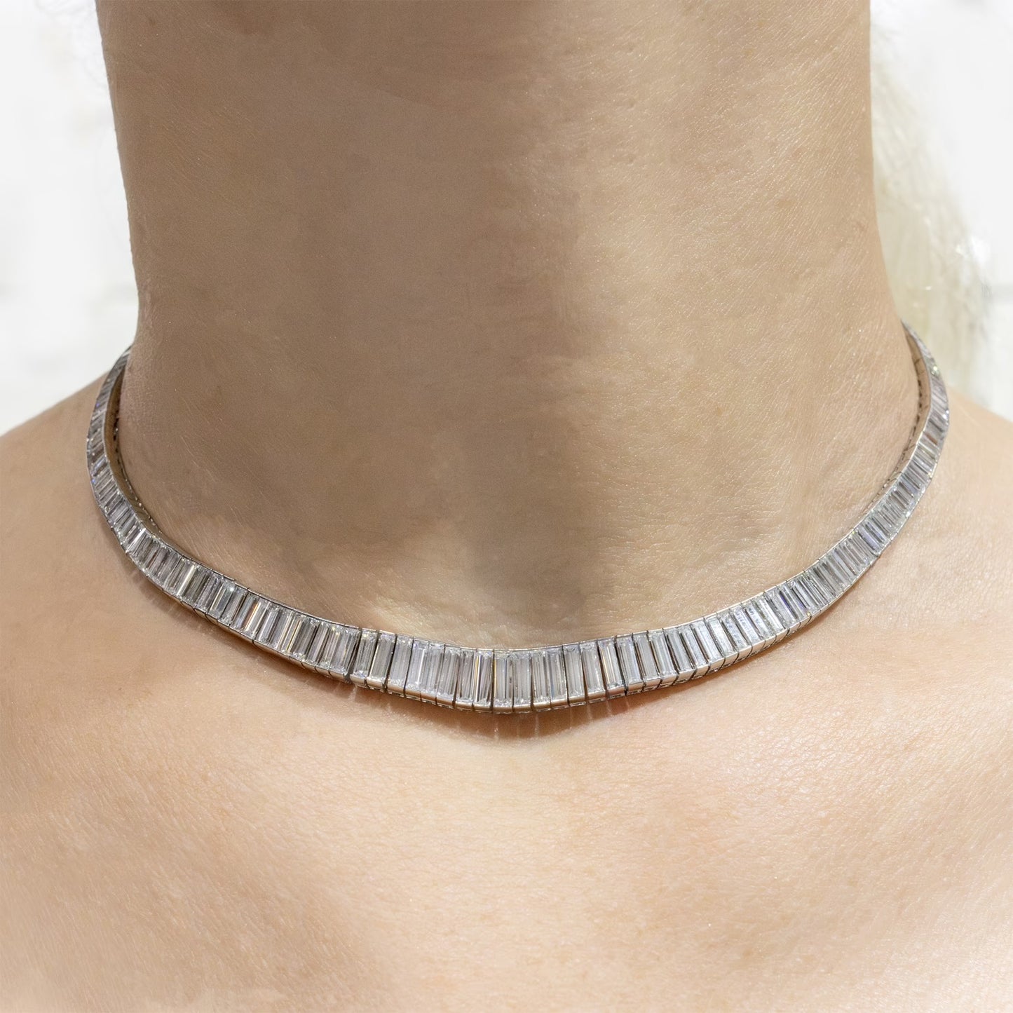 Diamond necklace in platinum approx. 20 carats in F-G color, VVS-VS clarity